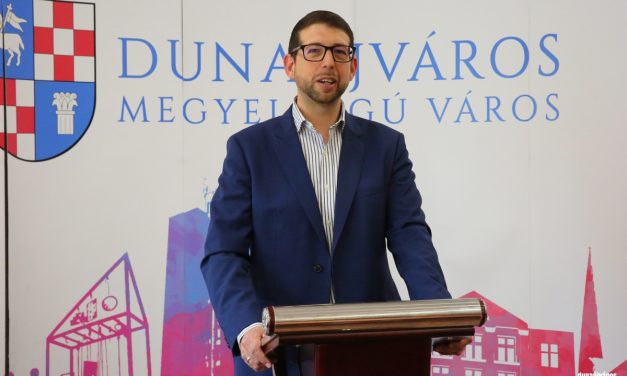Szabó Zsolt: elengedhetetlen a megyei jogú városok közös, határozott fellépése