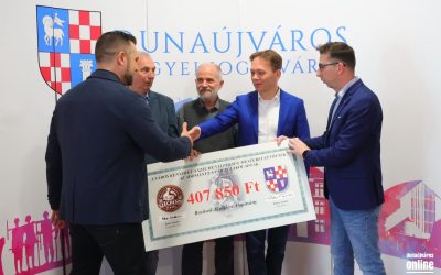 500 ezer forint a rostis diákok jövőjéért