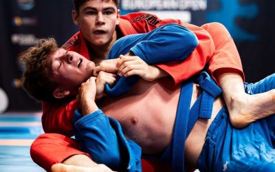 Szépen fénylő érmek Varsóból