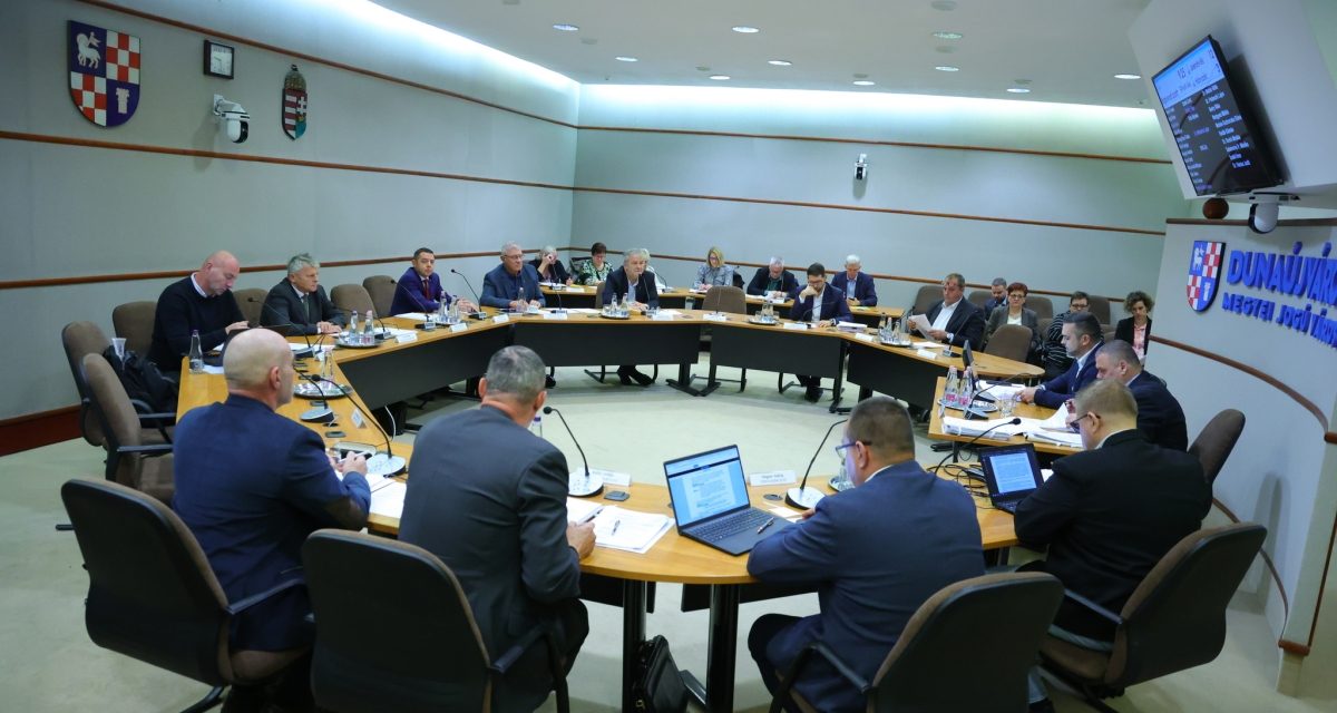 Közgyűlés: a kórház melletti parkolók építésének szerződéseiről is döntöttek