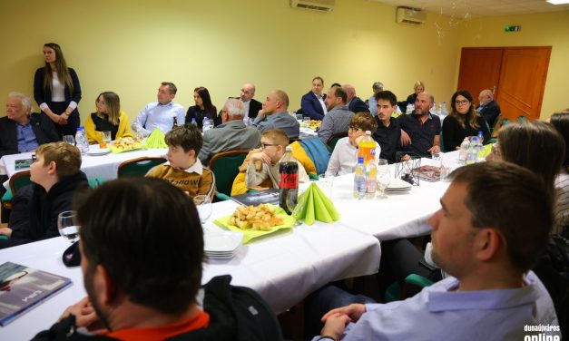 Elismerték legjobbjaikat a motorcsónakosok