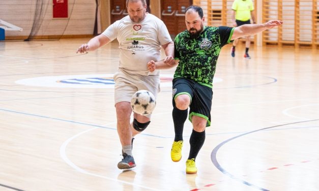 A Farsang Kupáért fociztak