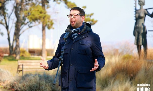 „Az itt lakókat helyezi a középpontba” – közösségi ötletpályázat Dunaújvárosban