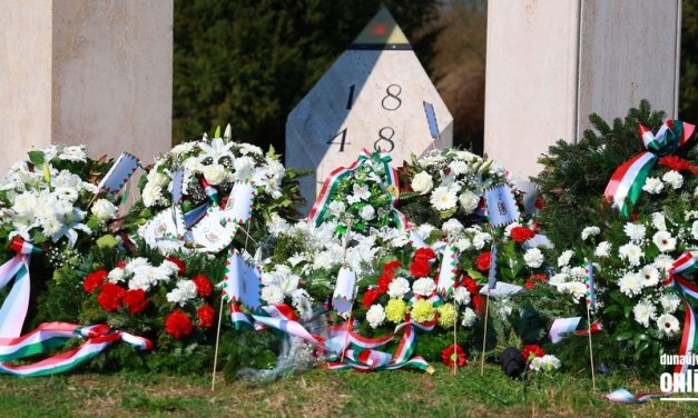 Együtt ünnepelte a város a forradalom és szabadságharc hőseit március 15-én