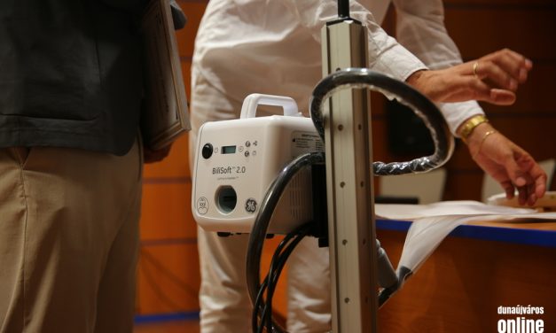 Támogatták a beszerzést, új eszközökkel gazdagodott a Szent Pantaleon Kórház
