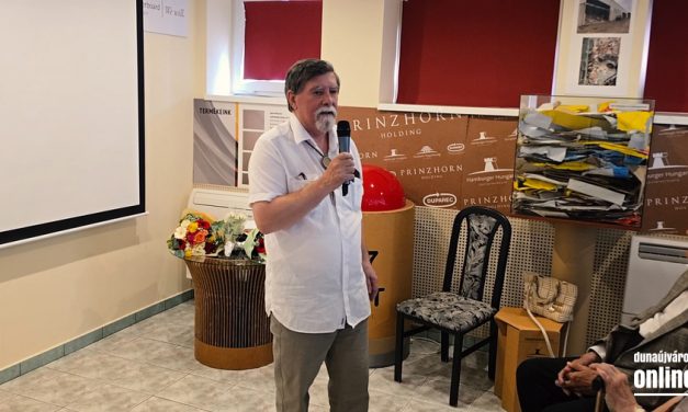 10 év a papíripari értékek gondozásában