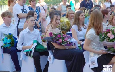 Búcsúztak az általános iskolások is